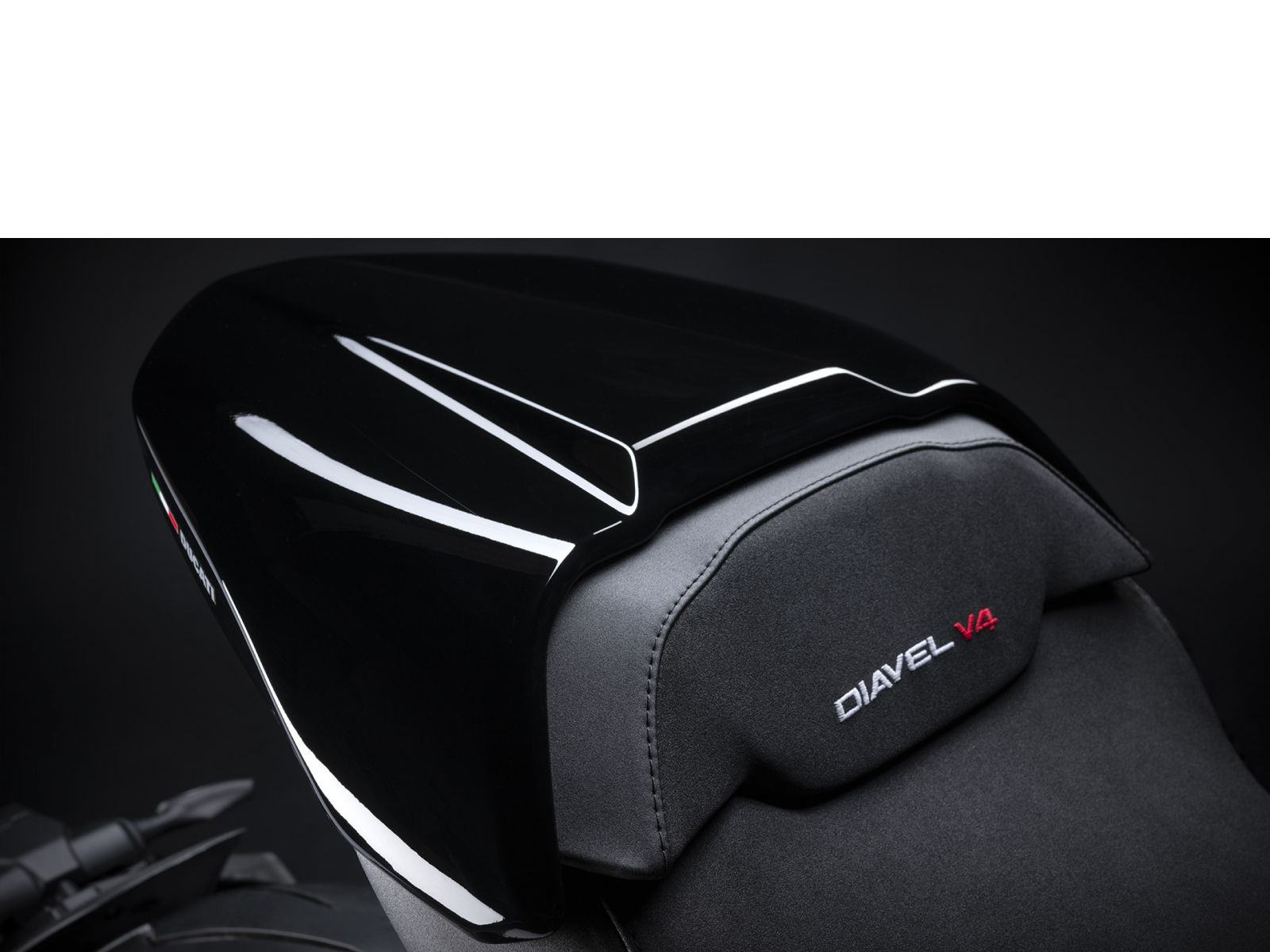 Мотоцикл DUCATI Diavel V4 (RED) 2026